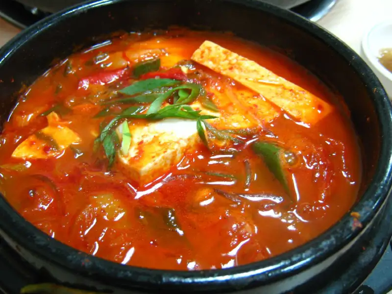 Kimchi-jjigae, ragoût coréen au kimchi
