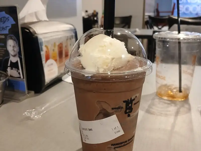 Milkshake au chocolat et aux biscuits